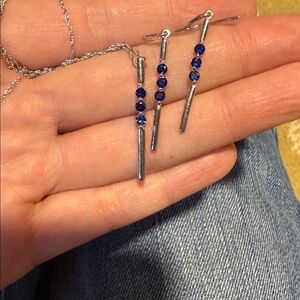 Chic Silver Necklace and Earring Set